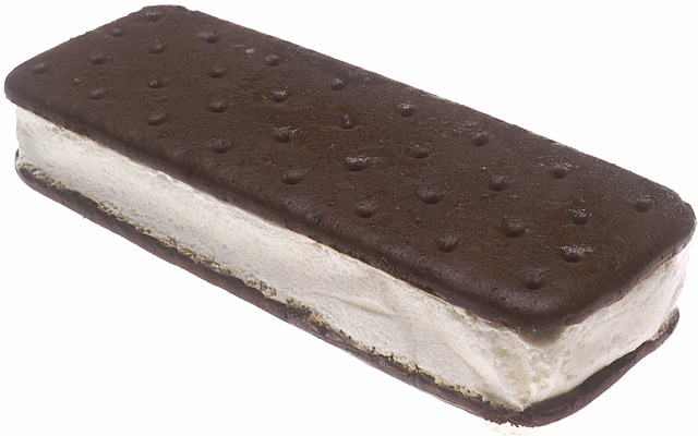 Dorsey Schools Celebrates National Ice Cream Sandwich Day 2016