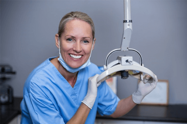 Dental Assistant Qualities