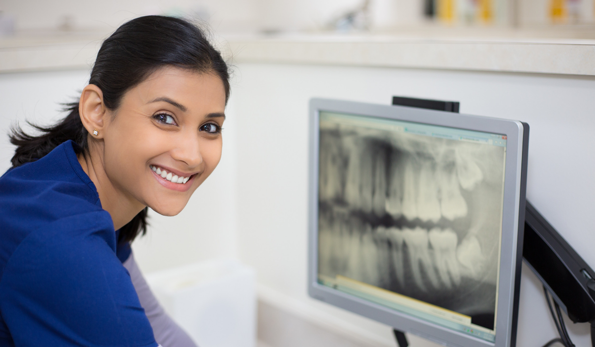 Dental Assistant Schooling in Michigan Benefits You Should Consider