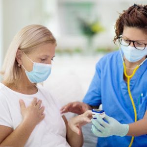 How Do I Become Qualified for Entry-Level Medical Assistant Jobs