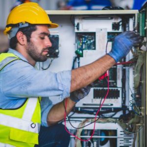 electrician vs electrical technician